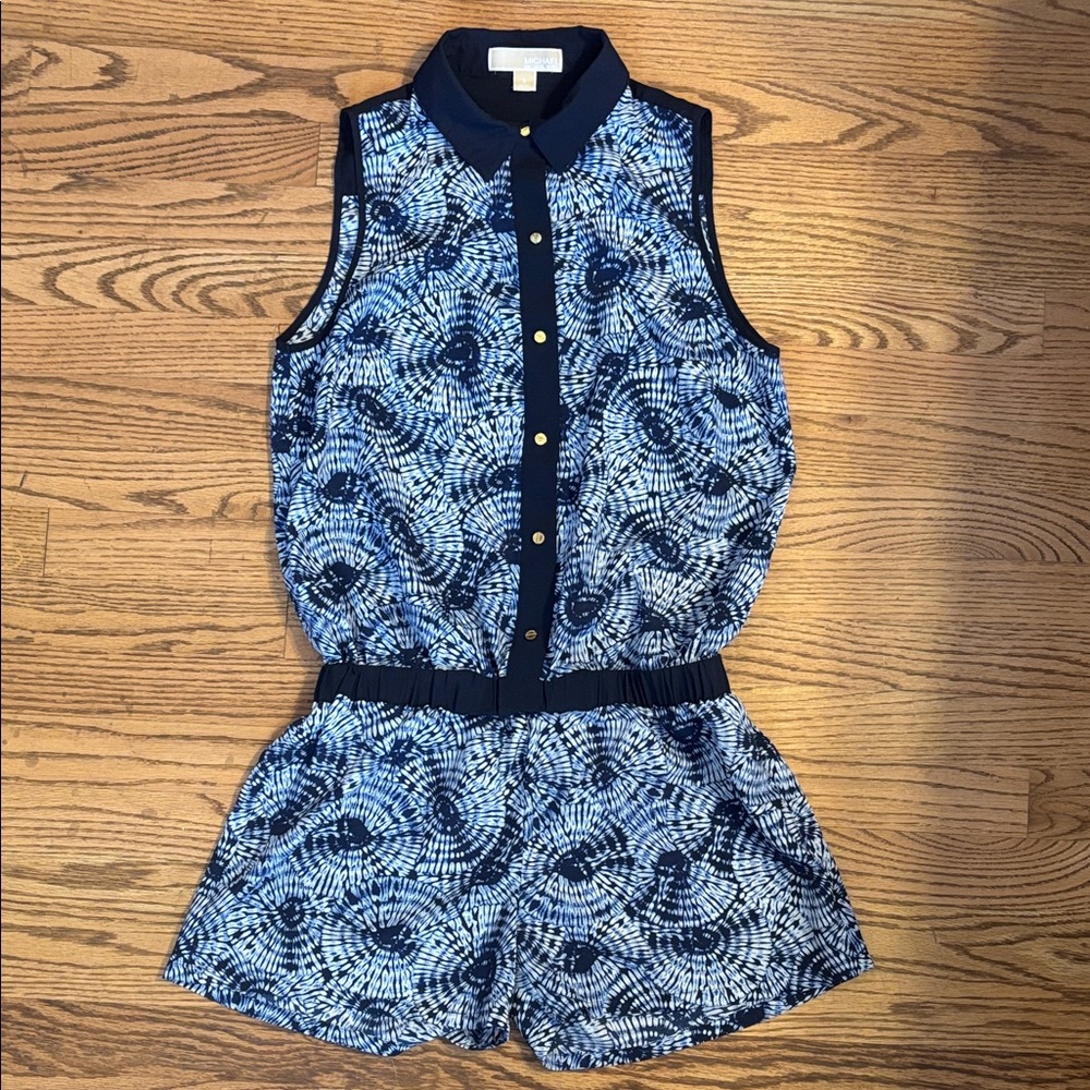 NWOT! Michael Kors Navy and White Patterned Romper with front snaps. Size small